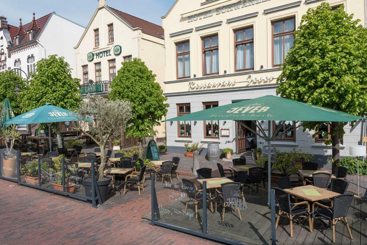 Hotel Schwarzer Adler Jever Exterior foto